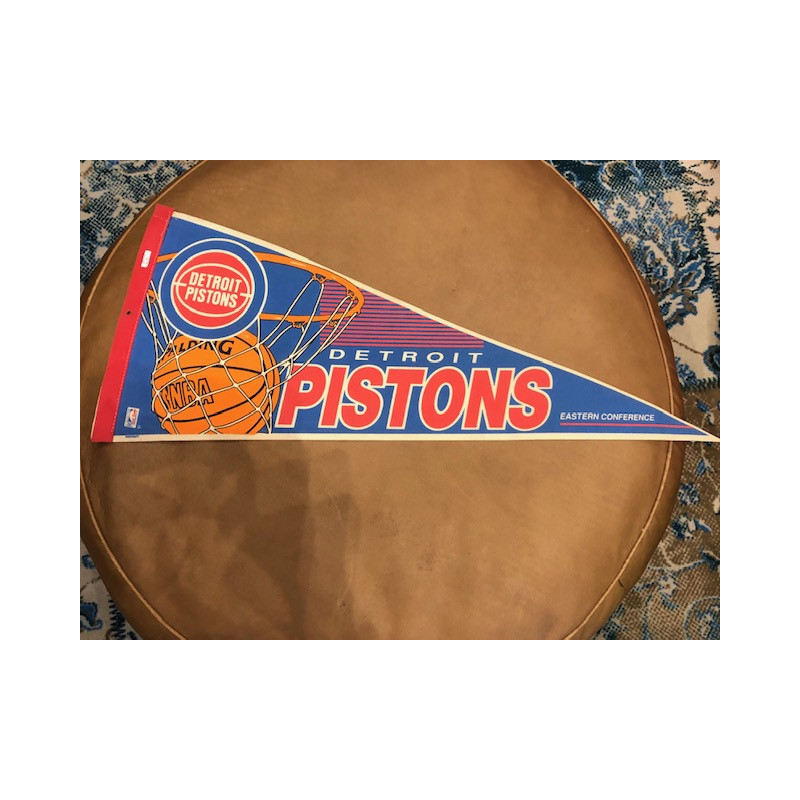 Gagliardetto "Detroit PISTONS"