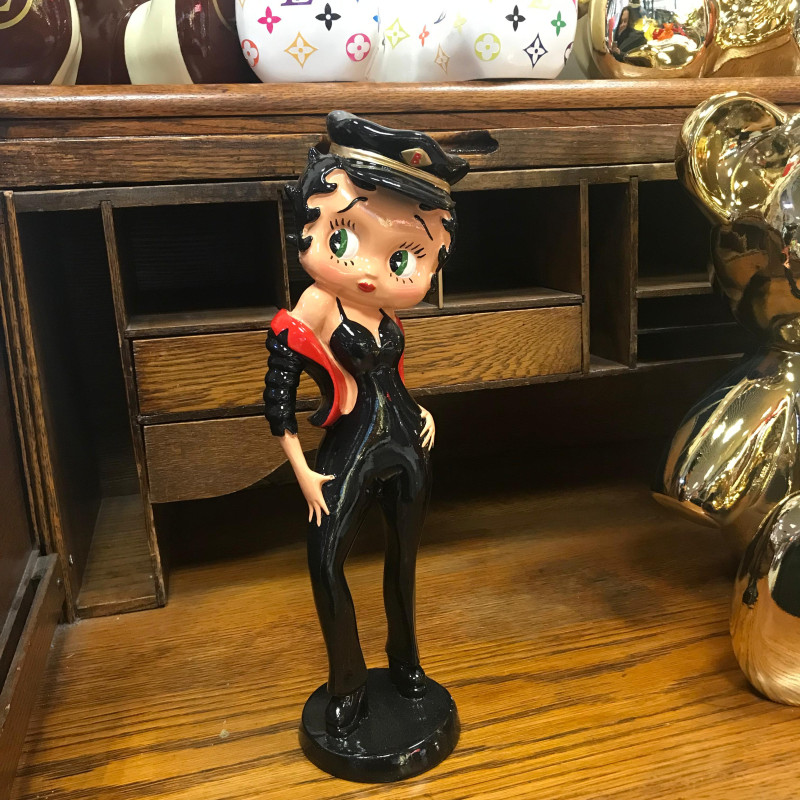 Betty Boop in abito Nero